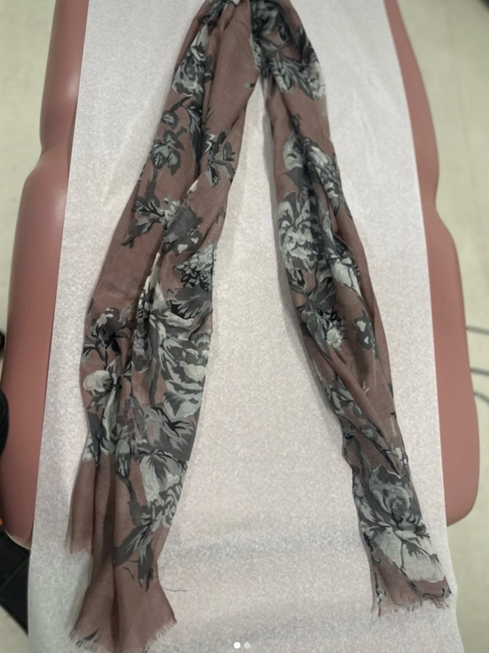 Mauve Floral Print Scarf